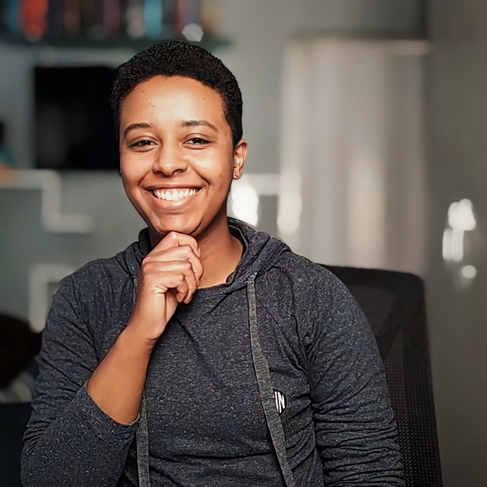 <a style="color: #005eef" href="https://www.linkedin.com/in/luanaassilva/" target="_blank">Luana Silva</a>